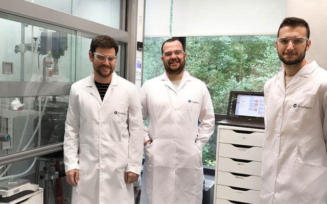 Graphene using AVA